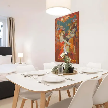 Mitte I 2 Doule Beds I Fast Wifi Apartment