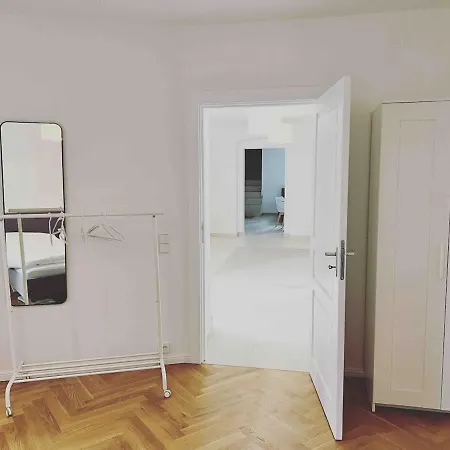 Mitte I 2 Doule Beds I Fast Wifi Apartament